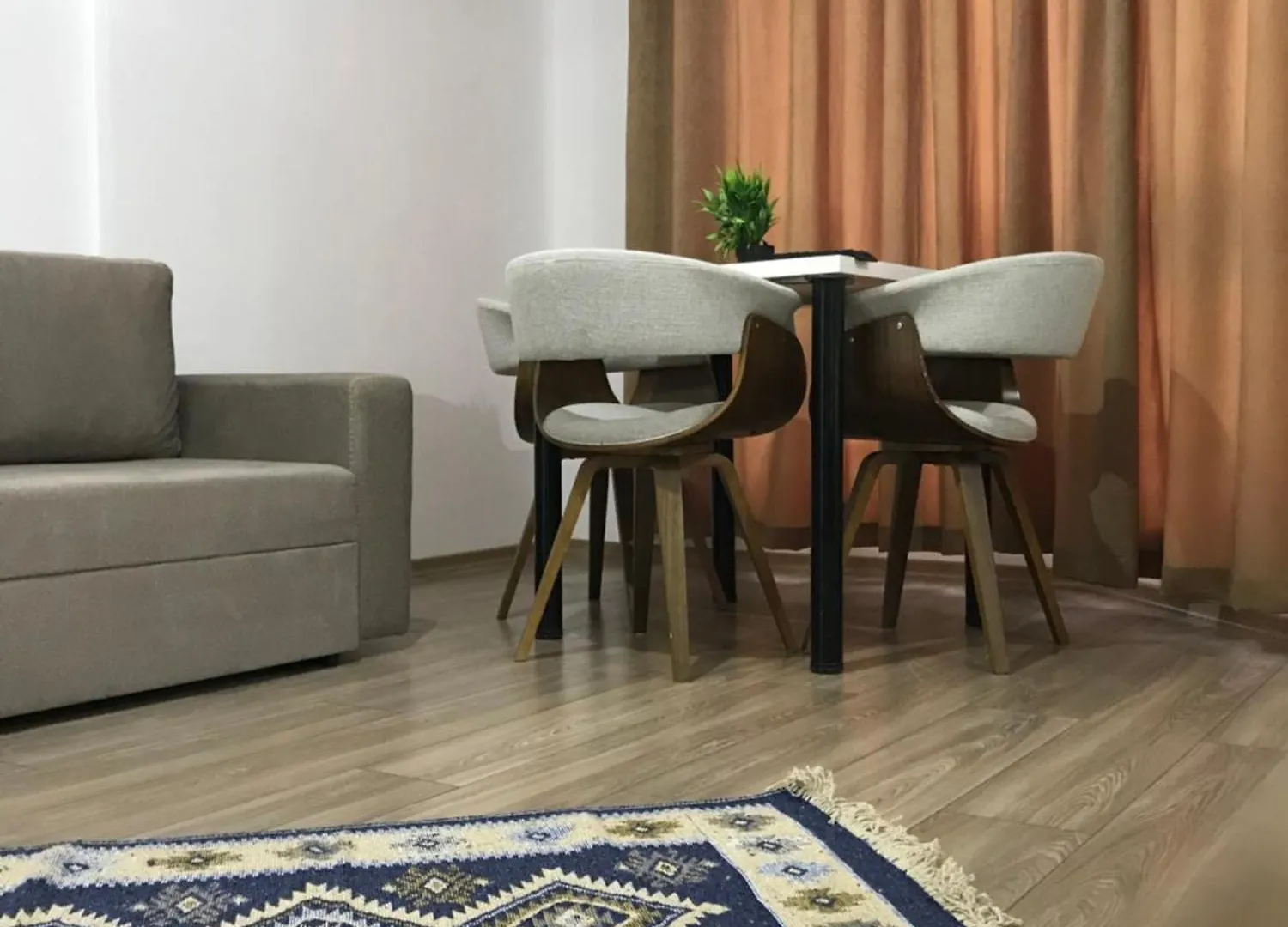 Apartment Square 21 Studio Apartament Tirana Albania